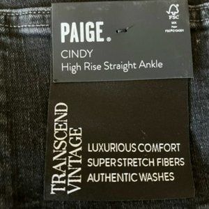 PAIGE Cindy jeans with front seams and exposed double button